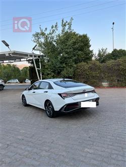 هیوندای ئەلەنترا